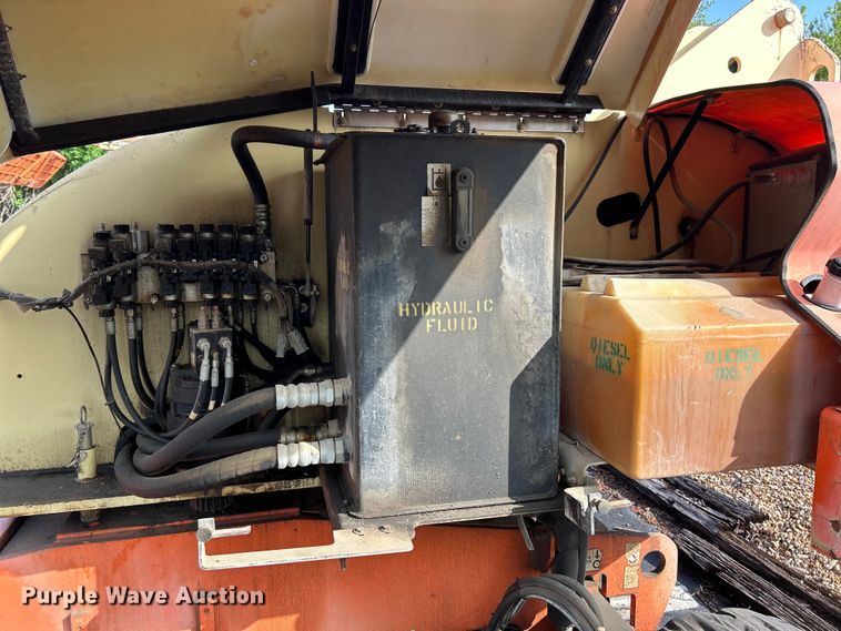 image for item EK4684 2007 JLG 400S boom lift