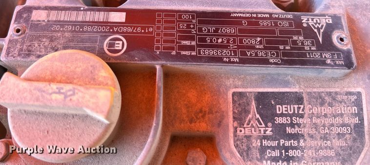 image for item EK4684 2007 JLG 400S boom lift