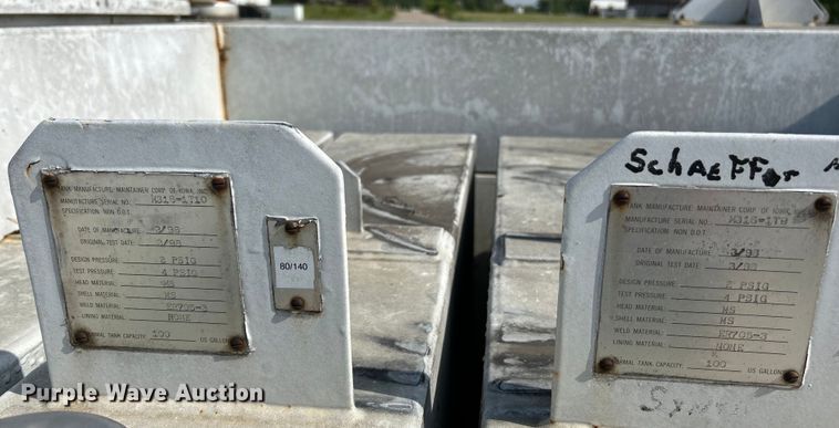 image for item EK4689 1998 Ford Louisville  utility / service truck