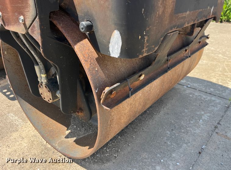 image for item EK8540 2003 Wacker RD11A double drum vibratory roller