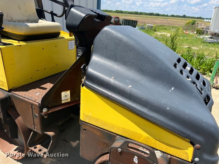 image for item EK8540 2003 Wacker RD11A double drum vibratory roller