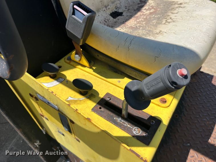 image for item EK8540 2003 Wacker RD11A double drum vibratory roller