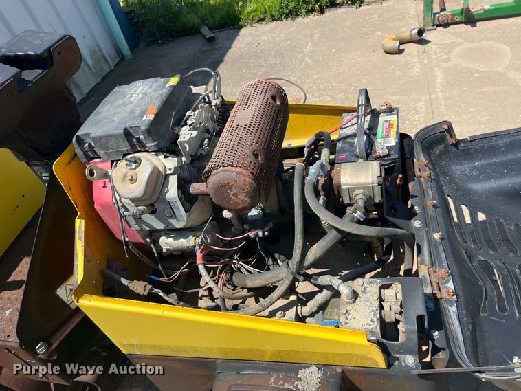 image for item EK8540 2003 Wacker RD11A double drum vibratory roller