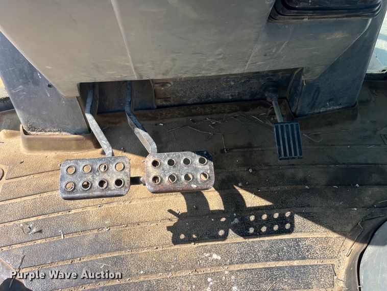 image for item EK8542 1999 Case 590 Super L backhoe