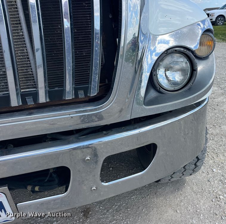 image for item EK8544 2015 International  7500 SBA dump truck