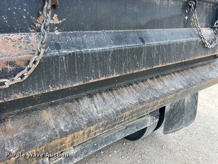 image for item EK8544 2015 International  7500 SBA dump truck