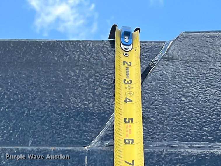 image for item EK8544 2015 International  7500 SBA dump truck