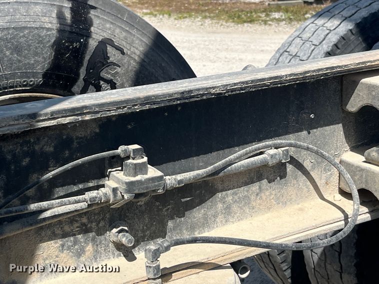 image for item EK8544 2015 International  7500 SBA dump truck