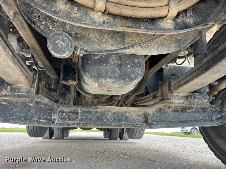 image for item EK8544 2015 International  7500 SBA dump truck