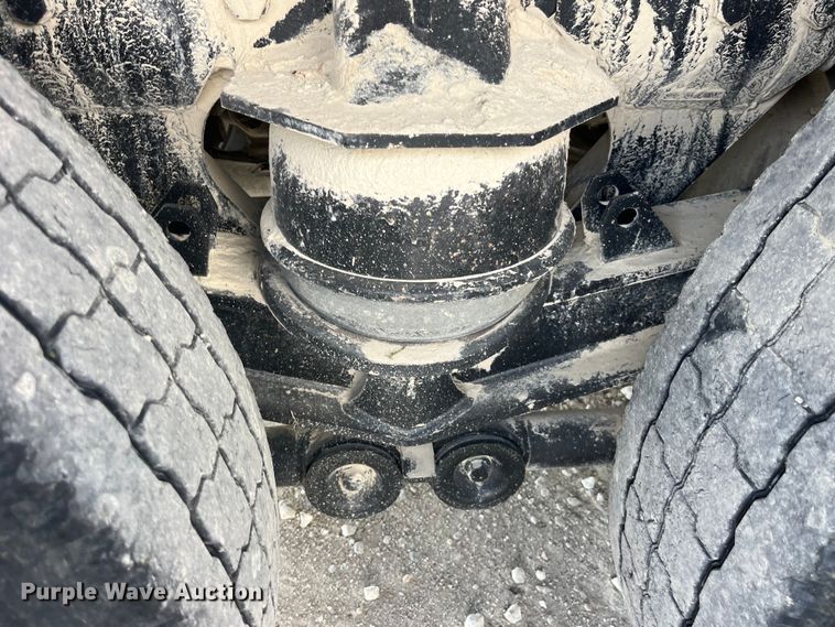 image for item EK8544 2015 International  7500 SBA dump truck