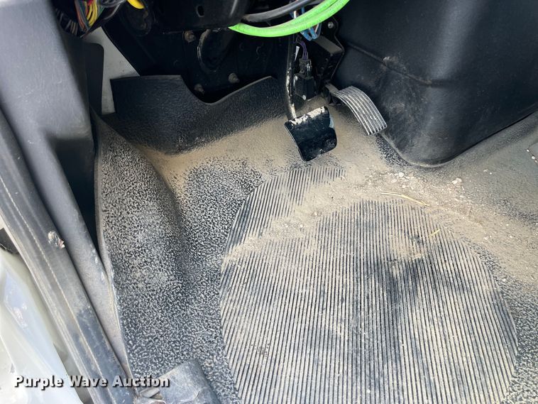 image for item EK8544 2015 International  7500 SBA dump truck