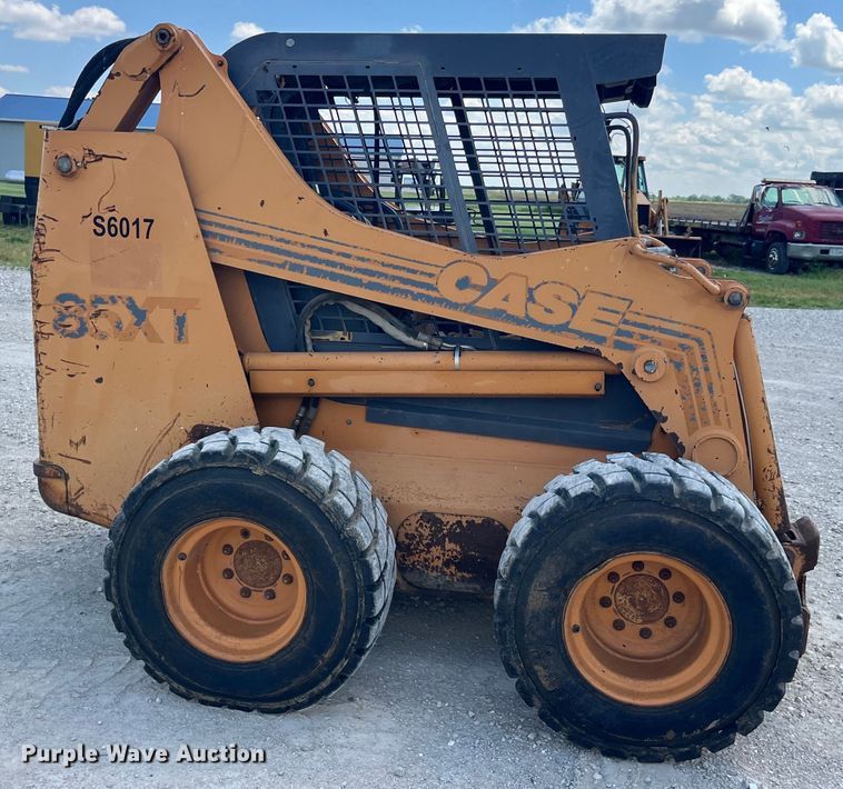 image for item EK8545 1999 Case 85XT skid steer loader