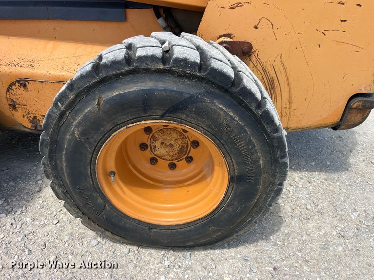 image for item EK8545 1999 Case 85XT skid steer loader