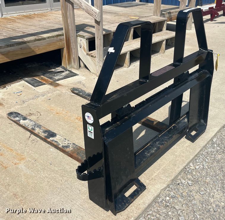 image for item EK8562 TRI-L skid steer forks