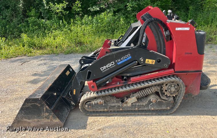 image for item EK8570 Toro Dingo TX 1000 compact utility loader