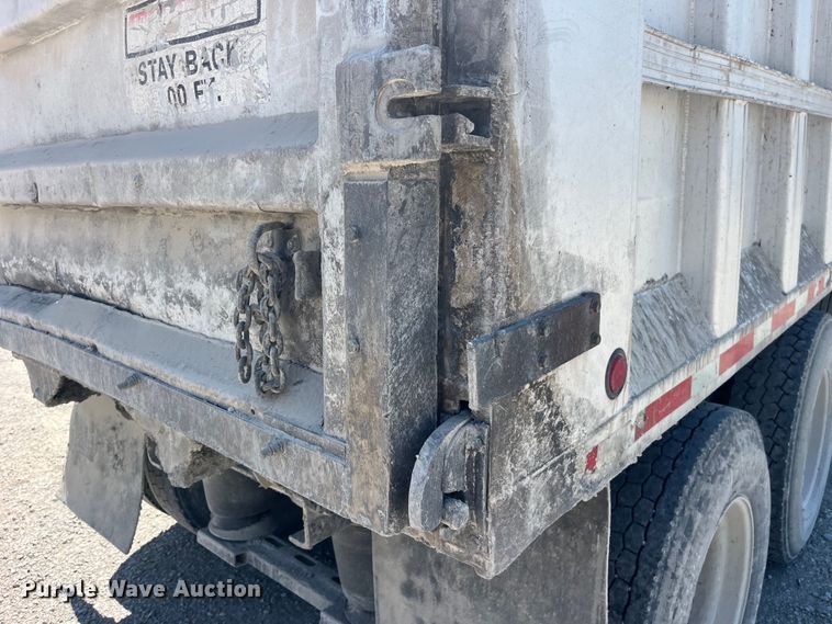 image for item EK8591 1996 Volvo WCA dump truck