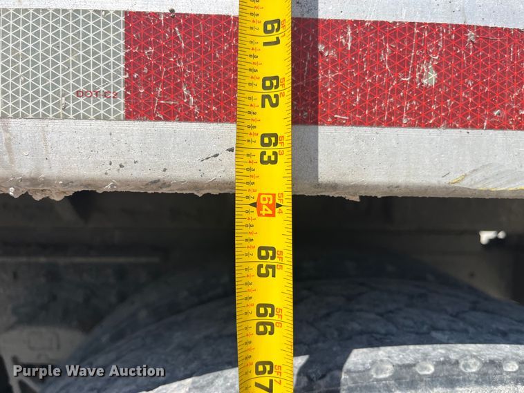 image for item EK8591 1996 Volvo WCA dump truck