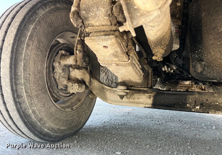 image for item EK8591 1996 Volvo WCA dump truck