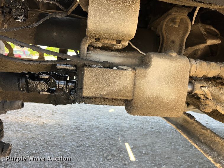 image for item EK8591 1996 Volvo WCA dump truck