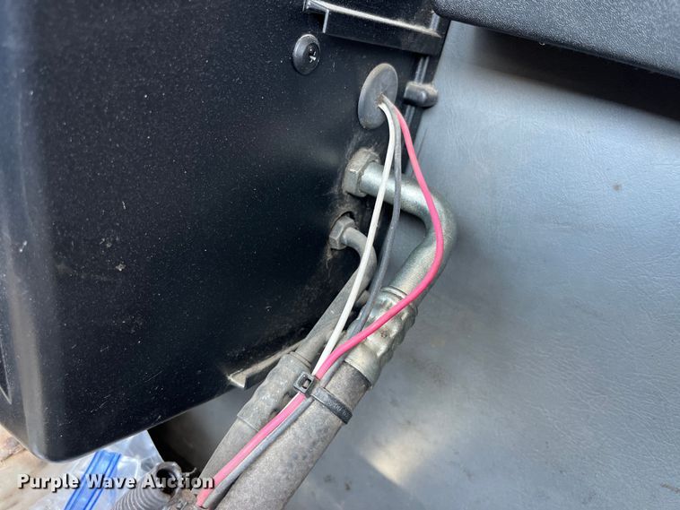 image for item EK8591 1996 Volvo WCA dump truck