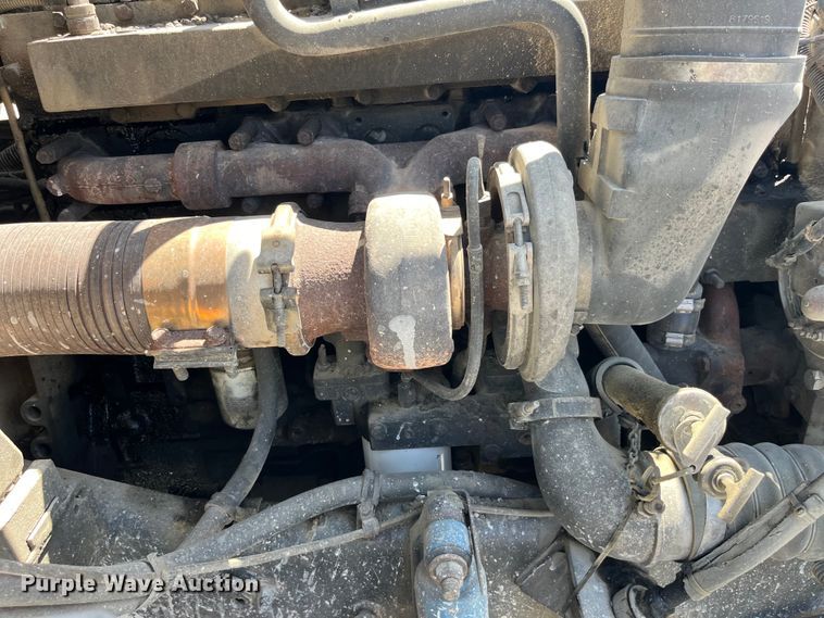 image for item EK8591 1996 Volvo WCA dump truck