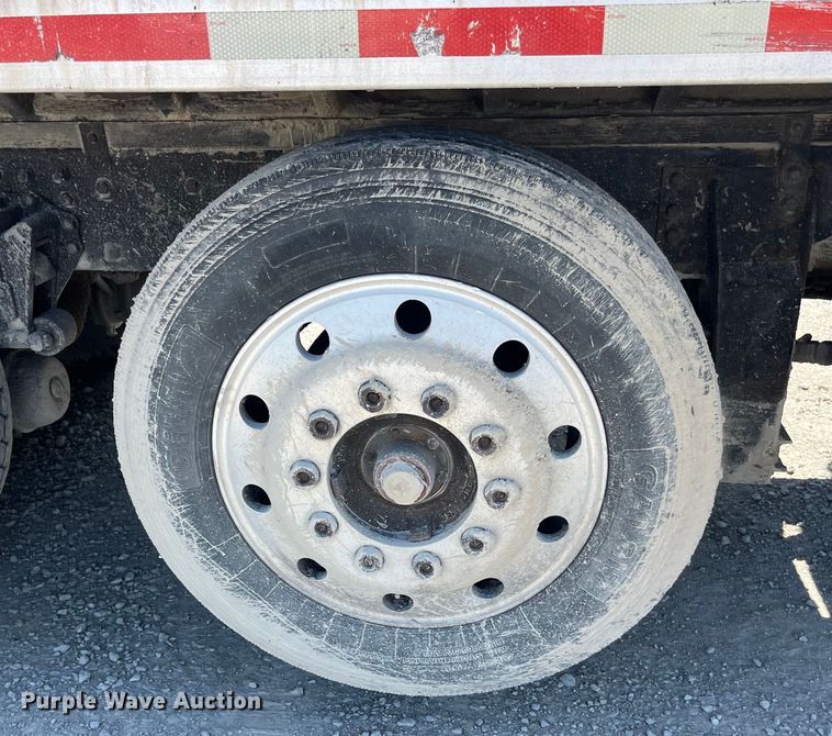 image for item EK8591 1996 Volvo WCA dump truck