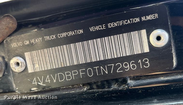 image for item EK8591 1996 Volvo WCA dump truck