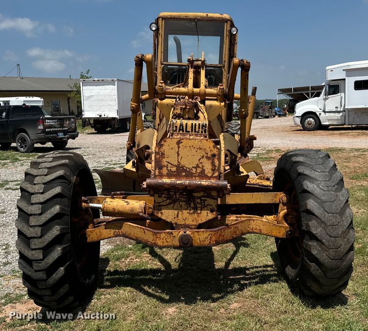 image for item IE9019 1962 Galion  118 rigid frame motor grader