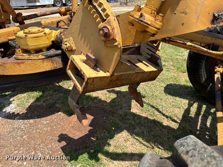 image for item IE9019 1962 Galion  118 rigid frame motor grader