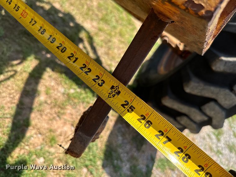 image for item IE9019 1962 Galion  118 rigid frame motor grader