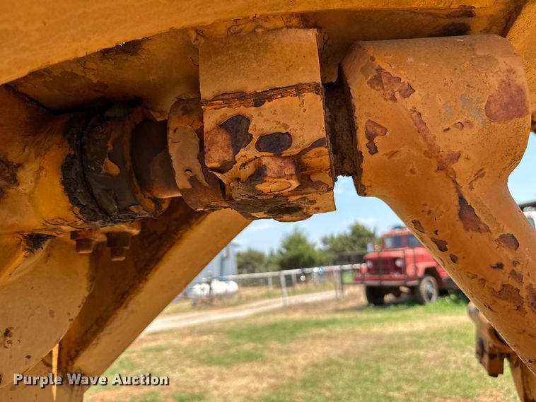 image for item IE9019 1962 Galion  118 rigid frame motor grader