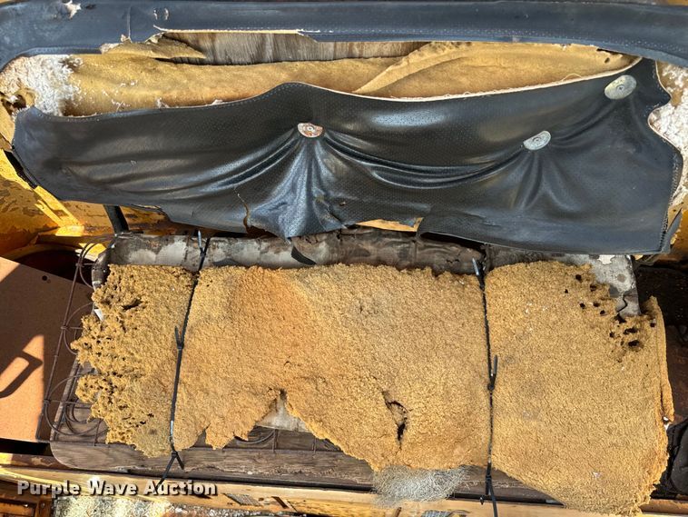 image for item IE9019 1962 Galion  118 rigid frame motor grader