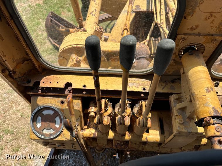 image for item IE9019 1962 Galion  118 rigid frame motor grader