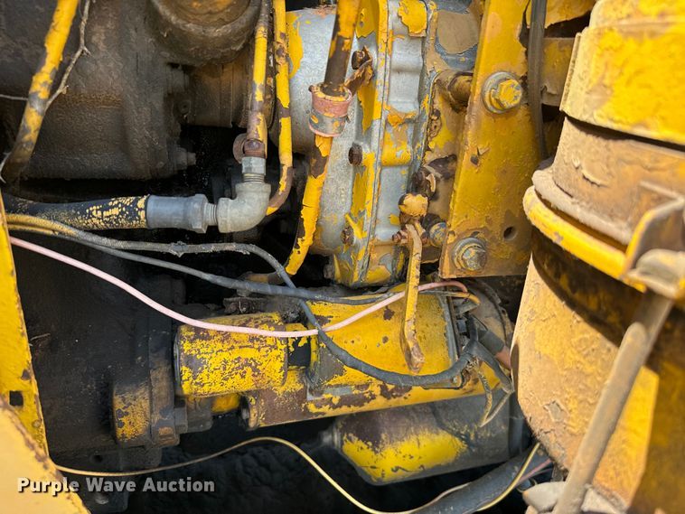 image for item IE9019 1962 Galion  118 rigid frame motor grader