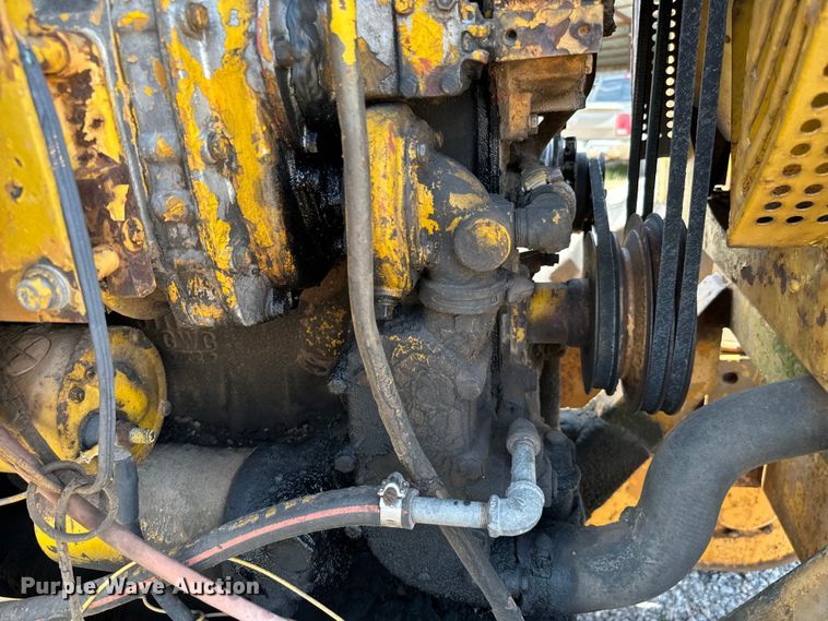 image for item IE9019 1962 Galion  118 rigid frame motor grader