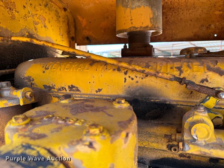 image for item IE9019 1962 Galion  118 rigid frame motor grader