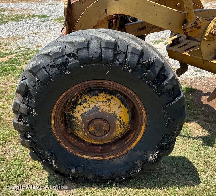 image for item IE9019 1962 Galion  118 rigid frame motor grader