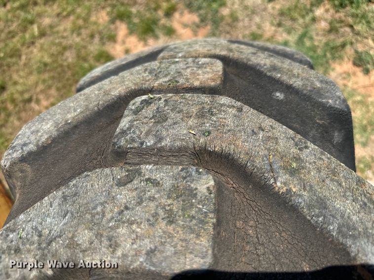 image for item IE9019 1962 Galion  118 rigid frame motor grader