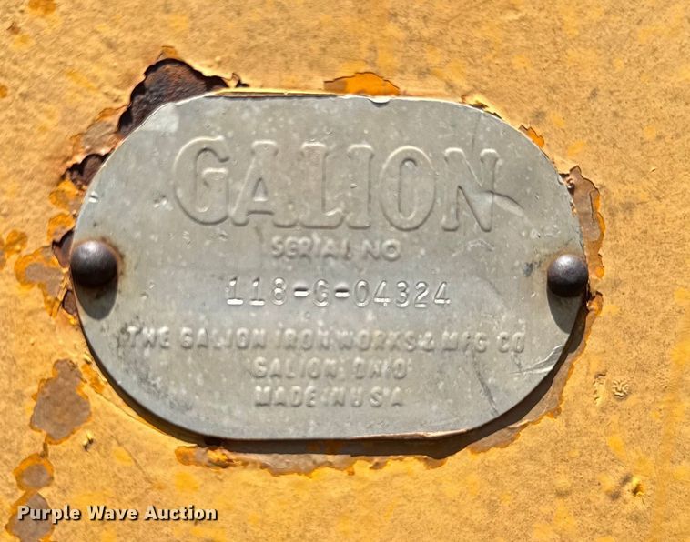 image for item IE9019 1962 Galion  118 rigid frame motor grader