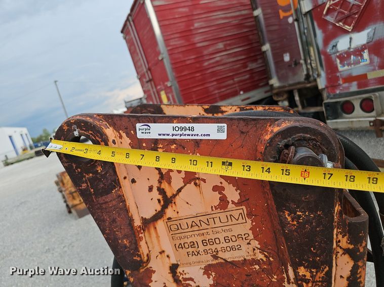 image for item IO9948 Excavator attachments