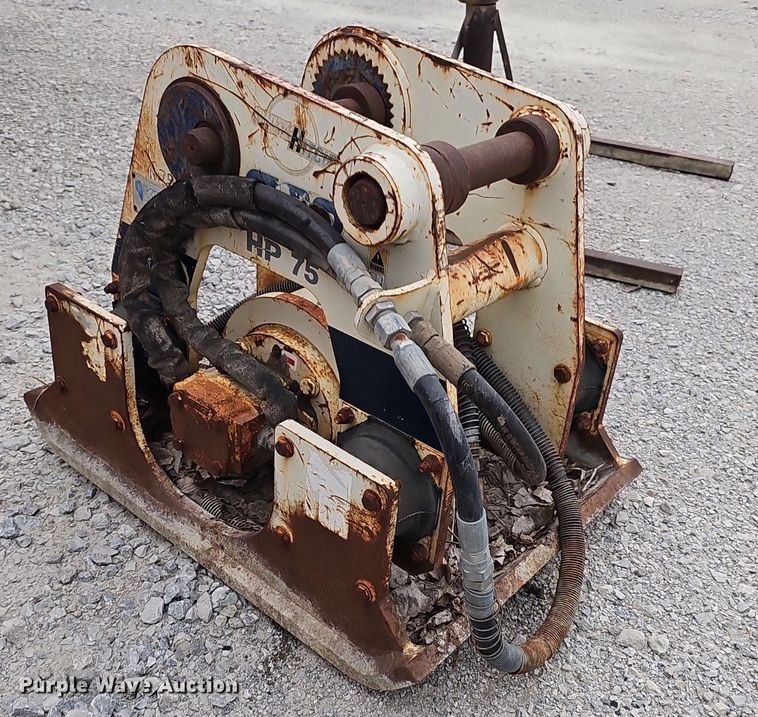 image for item IO9948 Excavator attachments