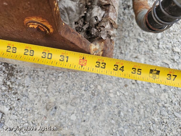 image for item IO9948 Excavator attachments