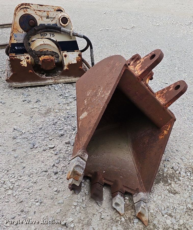 image for item IO9948 Excavator attachments