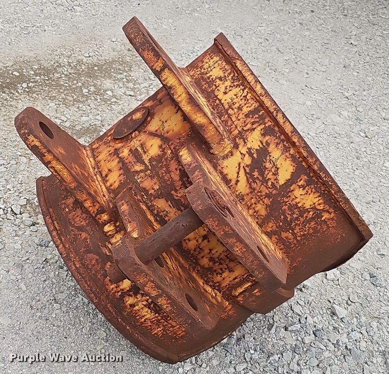 image for item IO9948 Excavator attachments