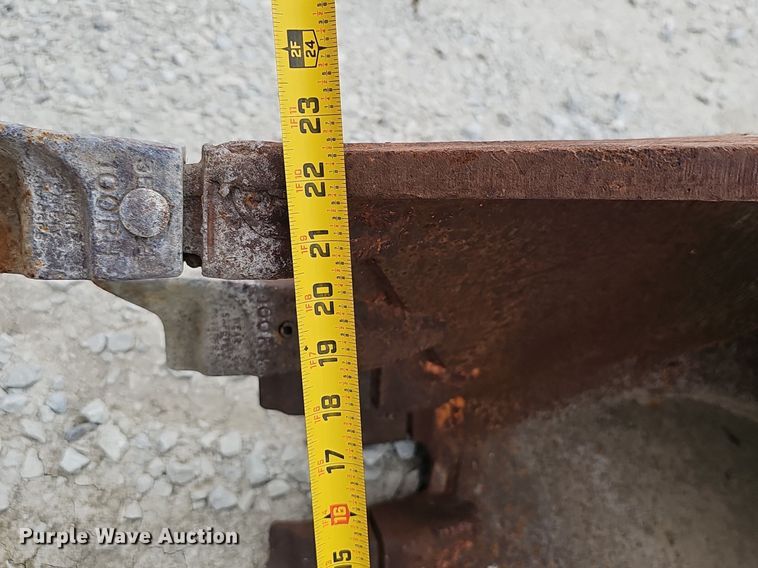 image for item IO9948 Excavator attachments