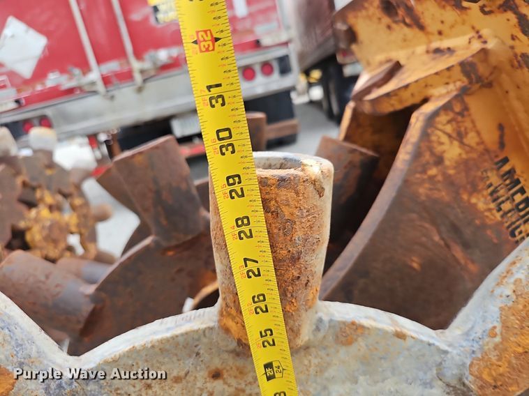 image for item IO9948 Excavator attachments