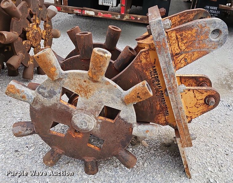 image for item IO9948 Excavator attachments