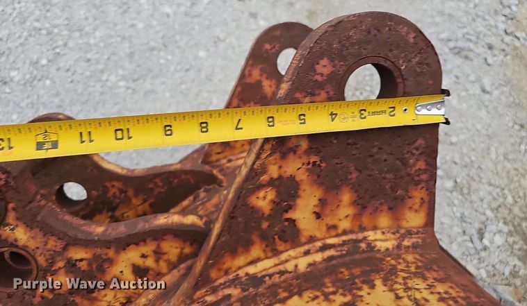 image for item IO9948 Excavator attachments