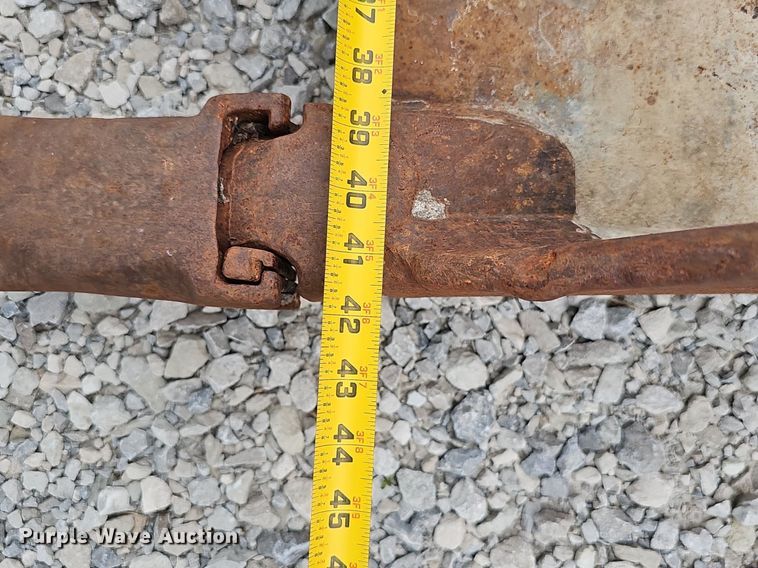 image for item IO9953 Midland 42