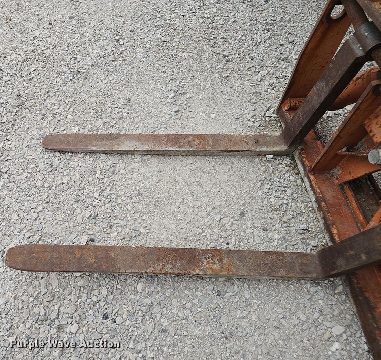 image for item IO9955 Omniquip Lull 8T50 48